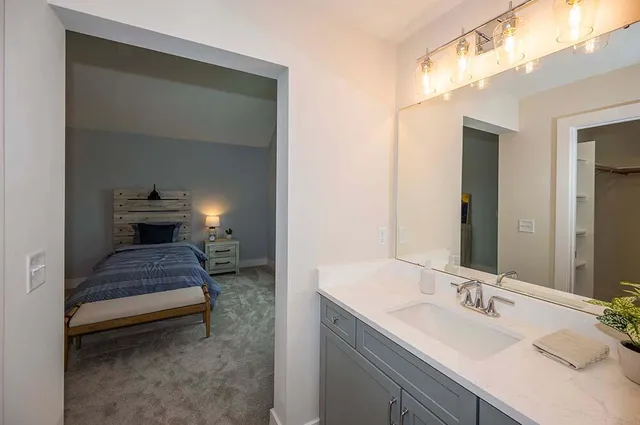 $1,287,000 | 12810 Bluejay Lane, Mequon, WI 53097