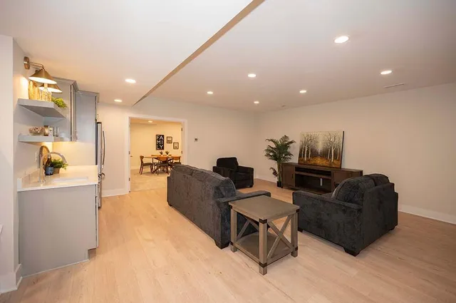 $1,287,000 | 12810 Bluejay Lane, Mequon, WI 53097