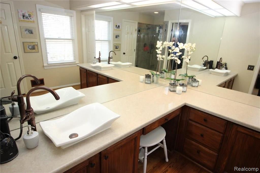 775 Whitney Drive Rochester Hills, MI 48307 - Photo 16 of 22