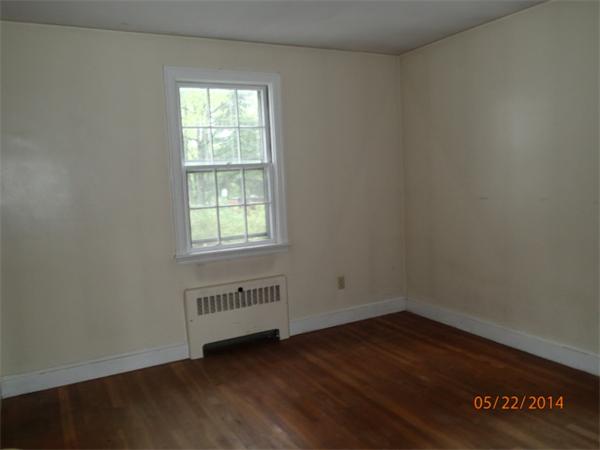 46 Cape Road Mendon, MA 01756 - Photo 7 of 10