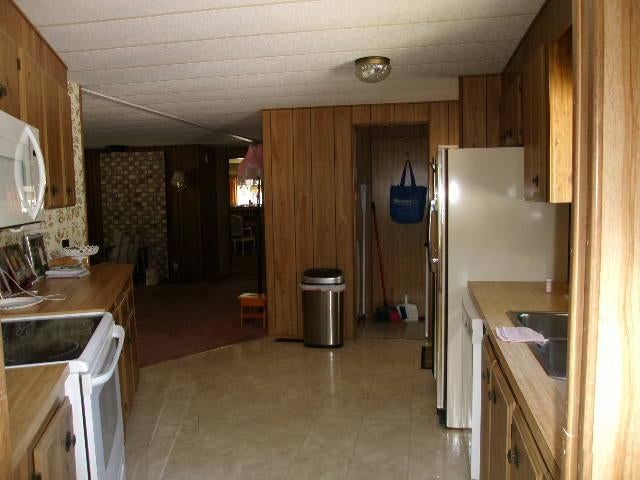 222 Ollis Road, Unit 46 Cave Junction, OR 97523 - Photo 11 of 16 Additional Photo
