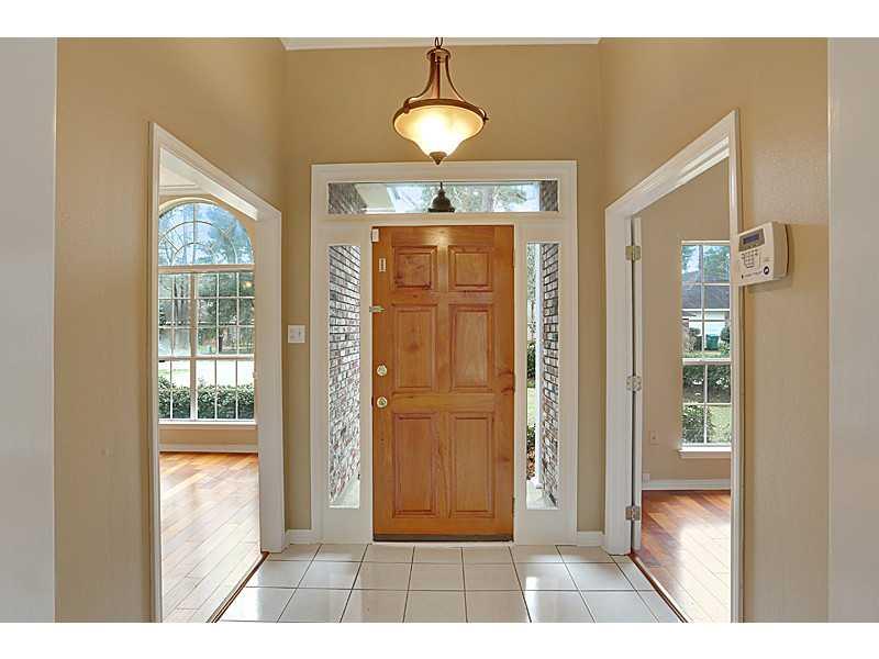 218 Longfellow Lane Mandeville, LA 70448 - Photo 3 of 14