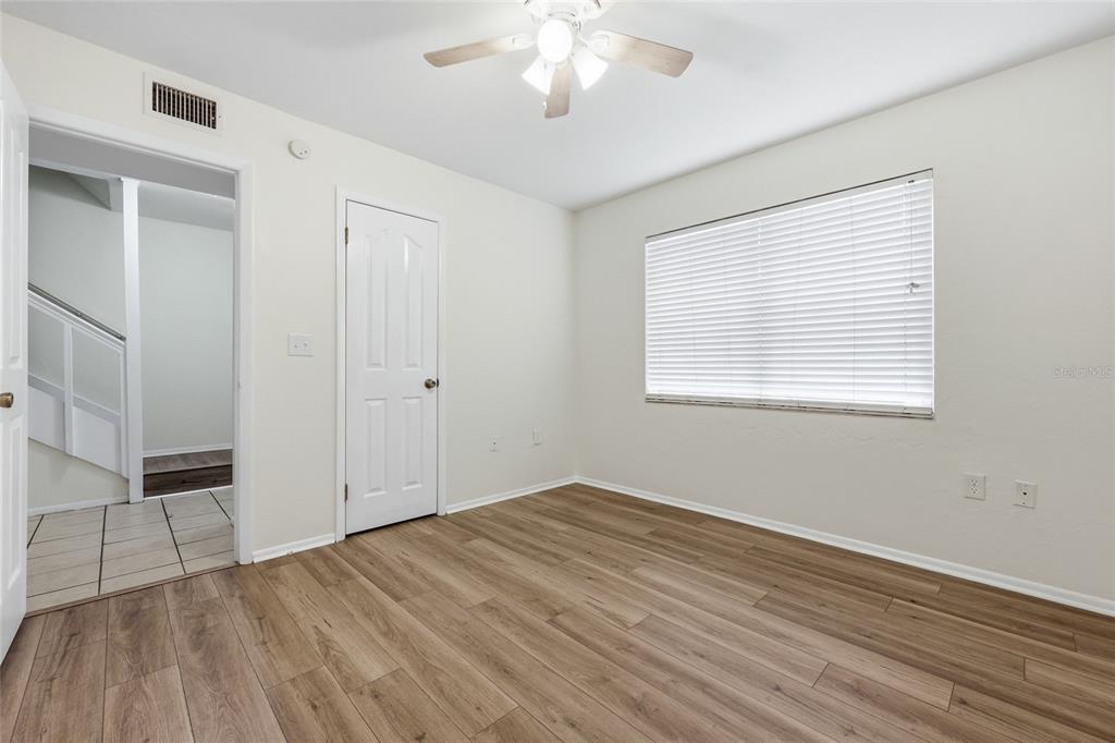 501 Southwest 75th Street, Unit F11 Gainesville, FL 32607 - Photo 4 of 23