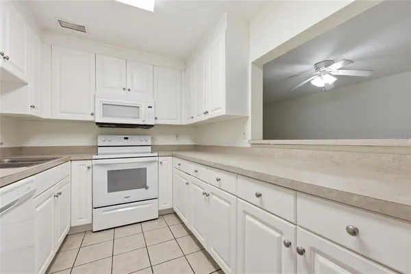 $169,900 | 501 Southwest 75th Street, Unit F11, Gainesville, FL 32607