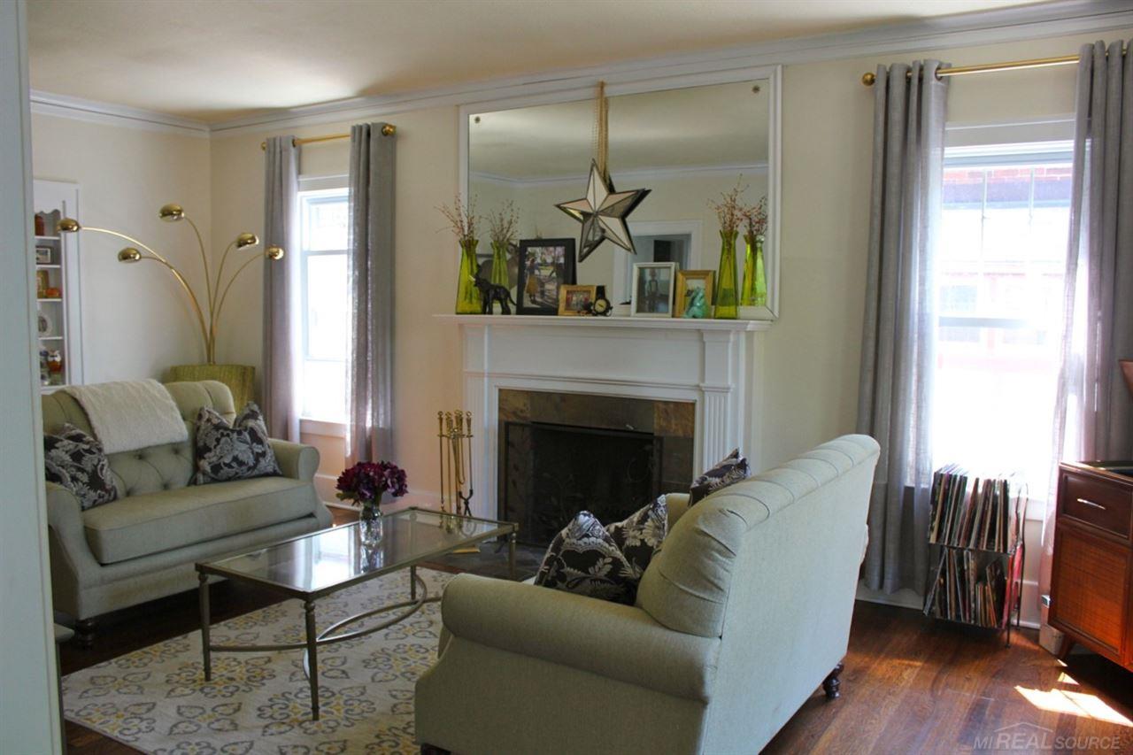 1134 Nottingham Road Grosse Pointe Park, MI 48230 - Photo 13 of 44