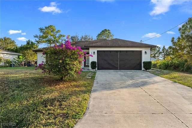 $1,895 | 2805 66th Street West, Lehigh Acres, FL 33971