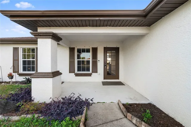 $1,895 | 2805 66th Street West, Lehigh Acres, FL 33971