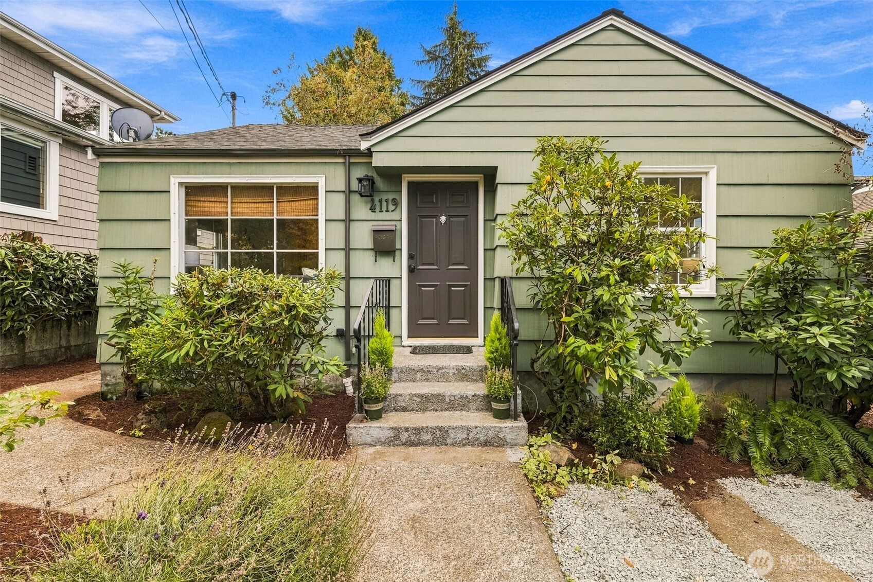 4119 Southwest Kenyon Street Seattle, WA 98136 - Photo 1 of 24 Gallery Image 1