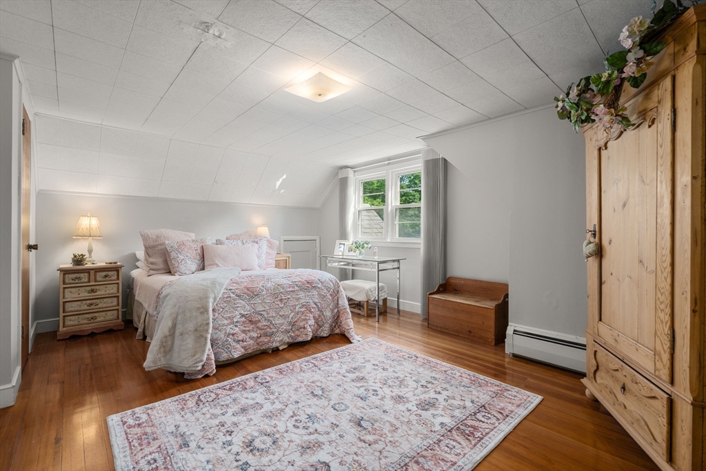 11 Country Road Brookline, MA 02467 - Photo 13 of 23