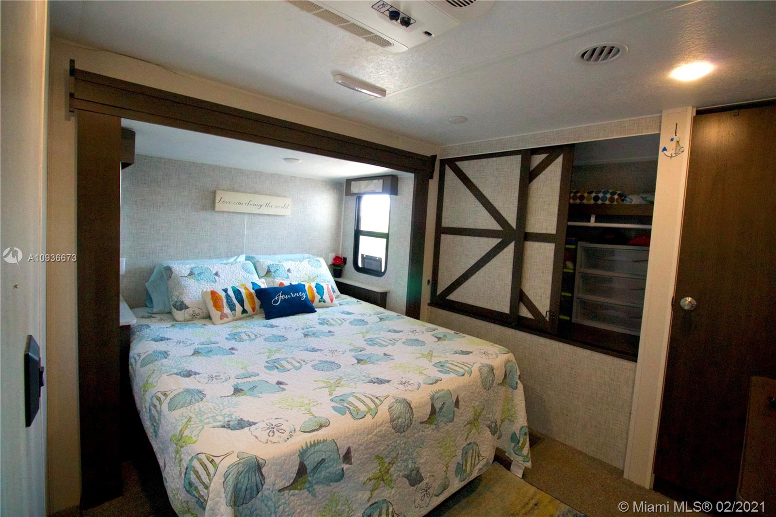 325 Calusa Key Largo, FL 33037 - Photo 8 of 26