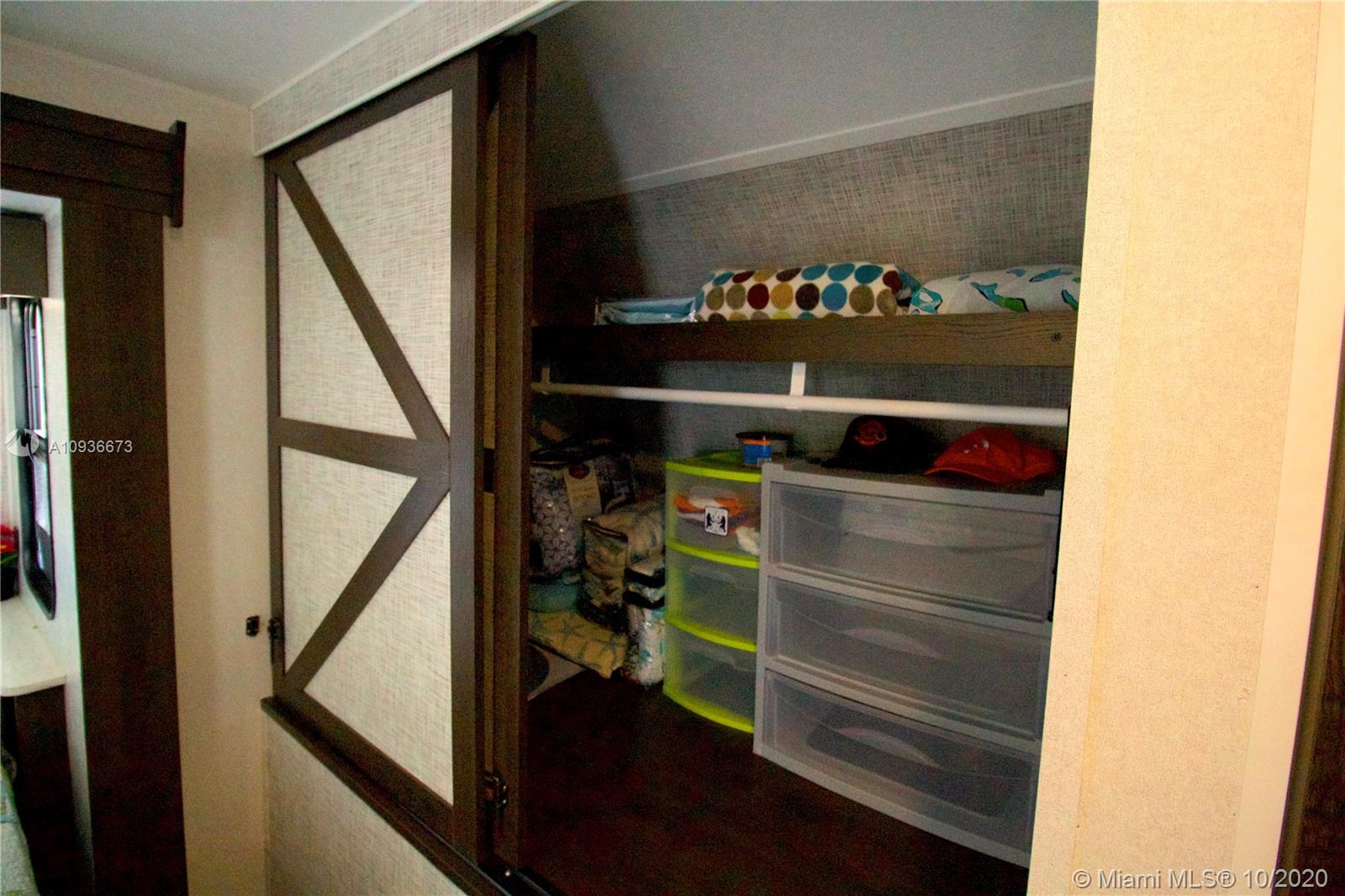 325 Calusa Key Largo, FL 33037 - Photo 9 of 26