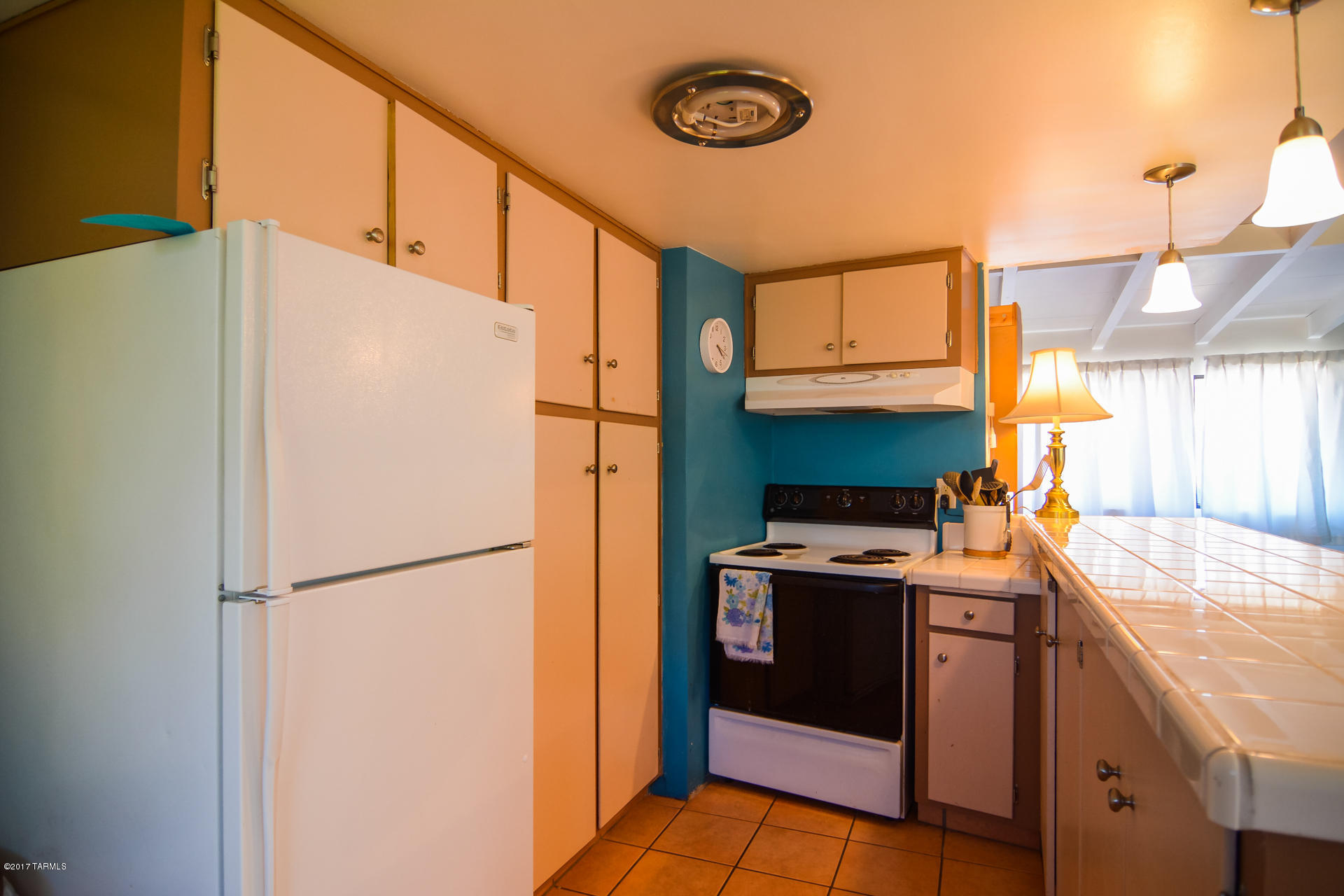 2121 North Country Club Road Tucson, AZ 85716 - Photo 10 of 21
