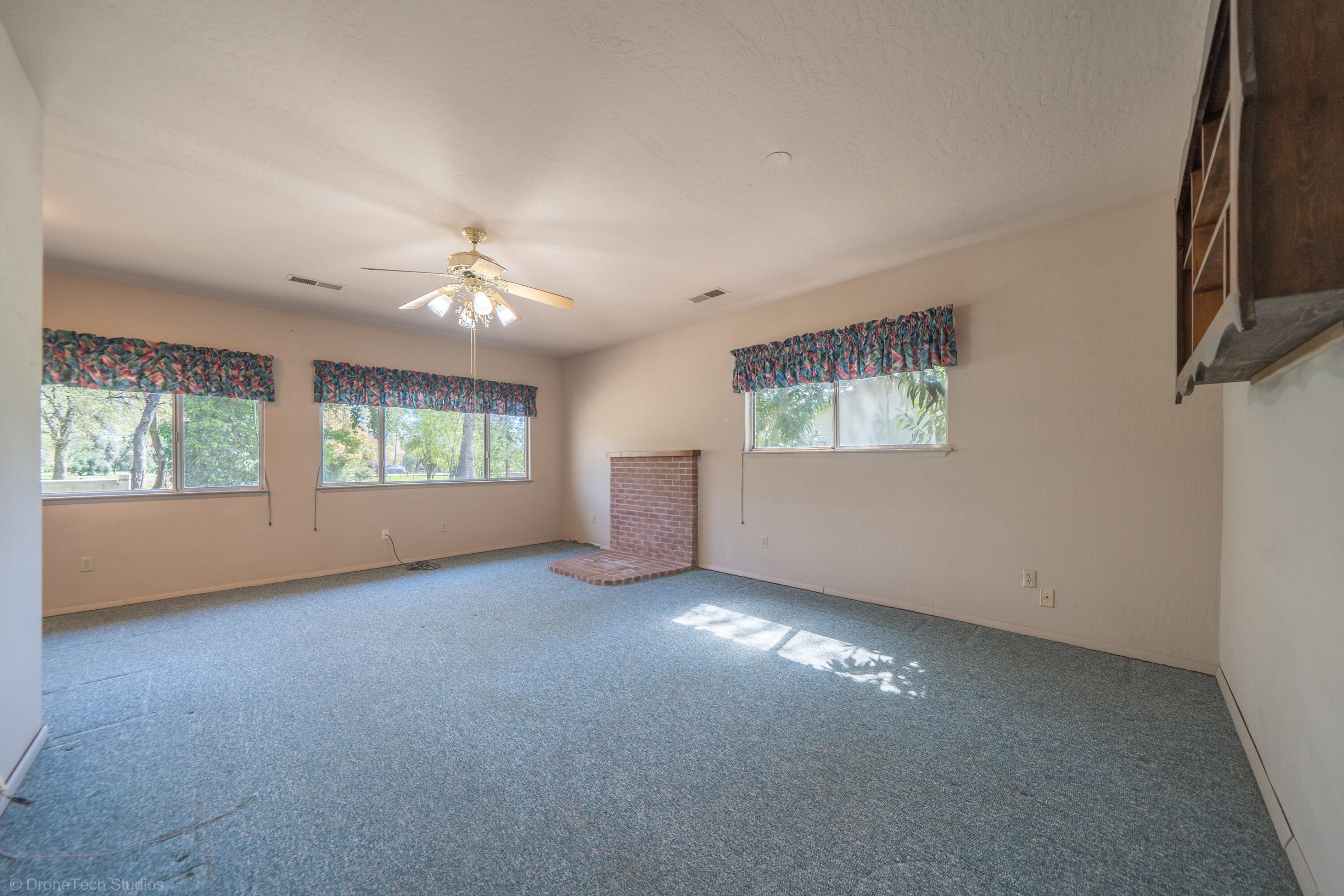 10372 Deschutes Road Palo Cedro, CA 96073 - Photo 21 of 67 10372 Deschutes Rd-25