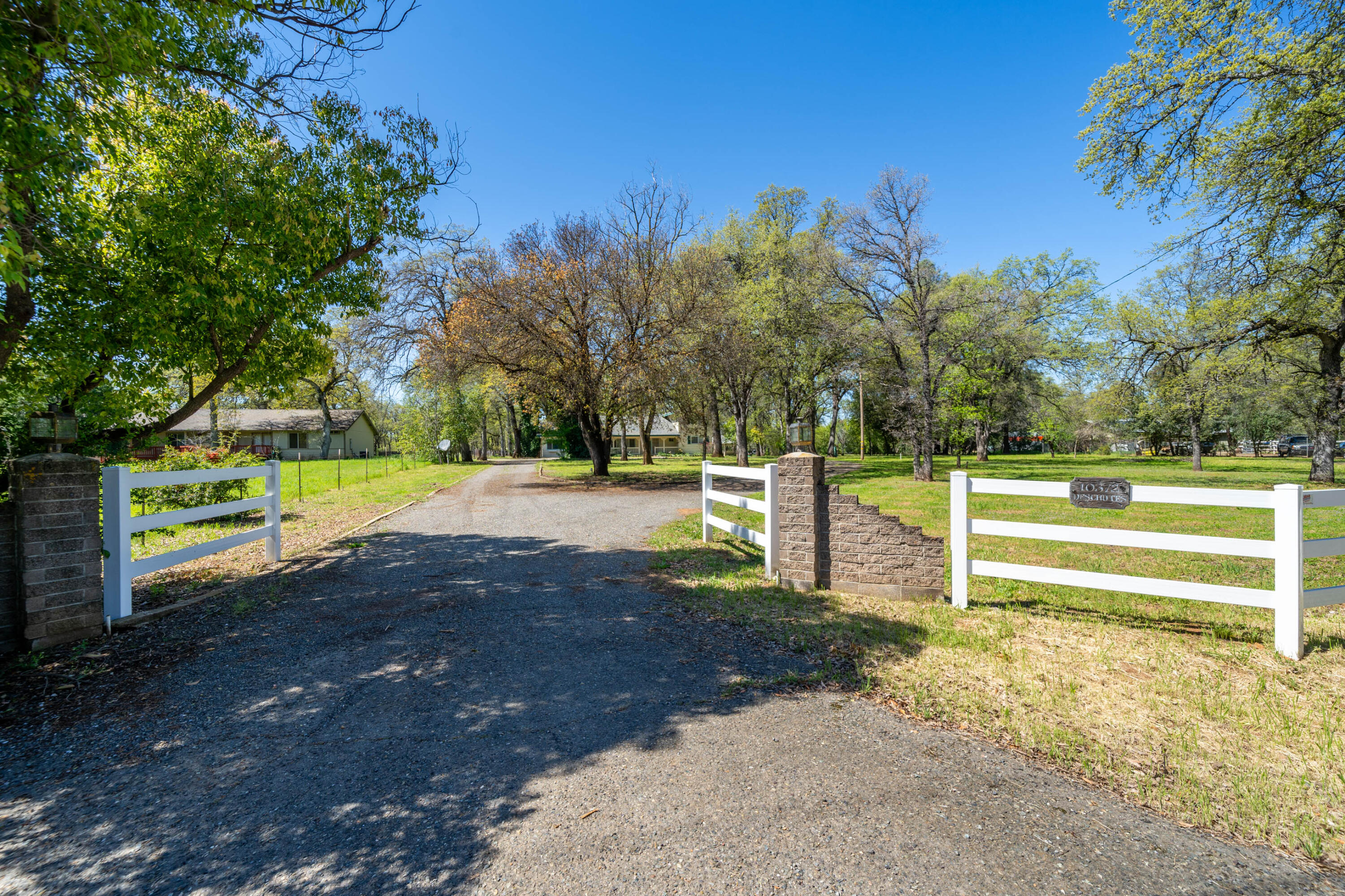 10372 Deschutes Road Palo Cedro, CA 96073 - Photo 3 of 67 10372 Deschutes Rd-1