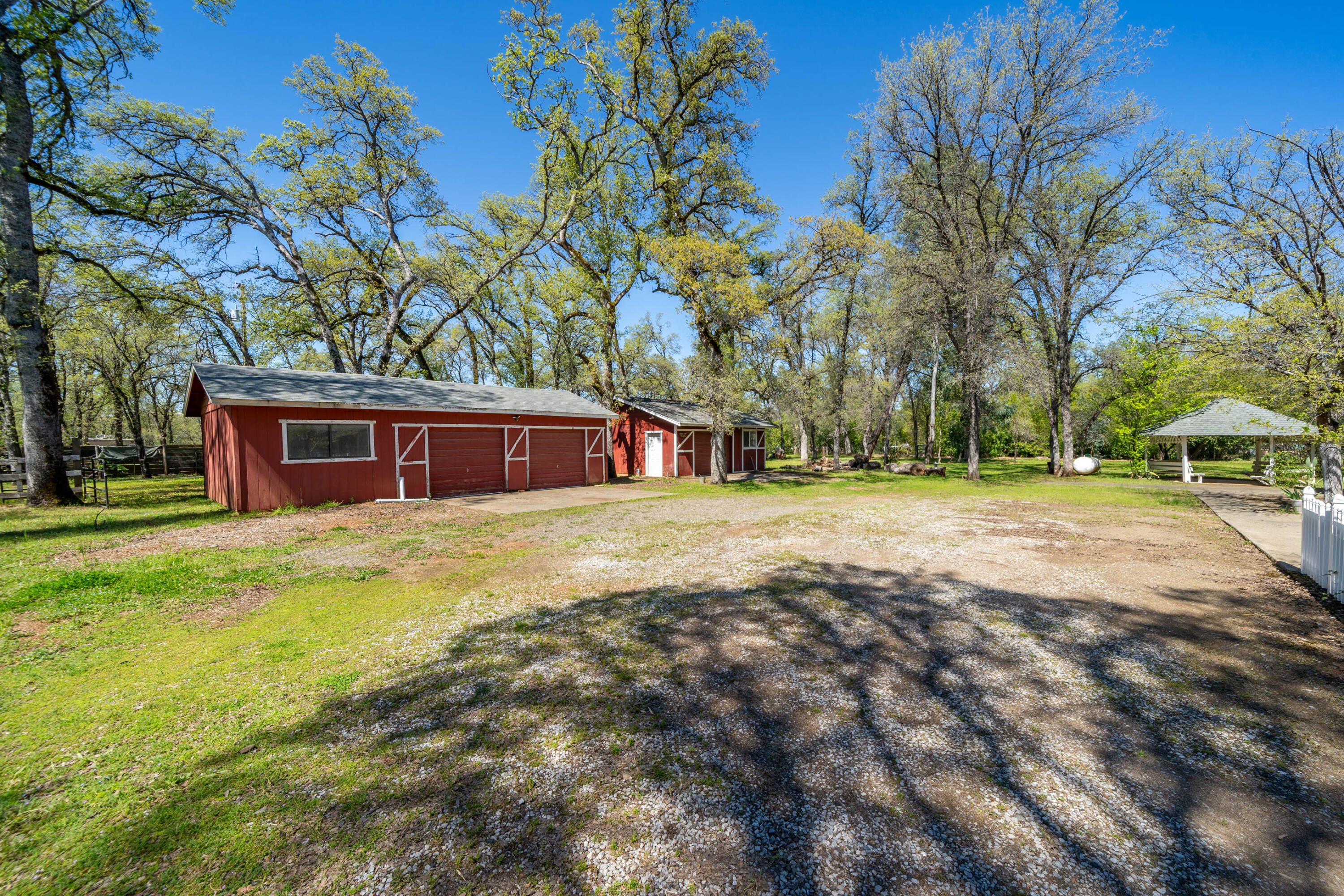 10372 Deschutes Road Palo Cedro, CA 96073 - Photo 44 of 67 10372 Deschutes Rd-53