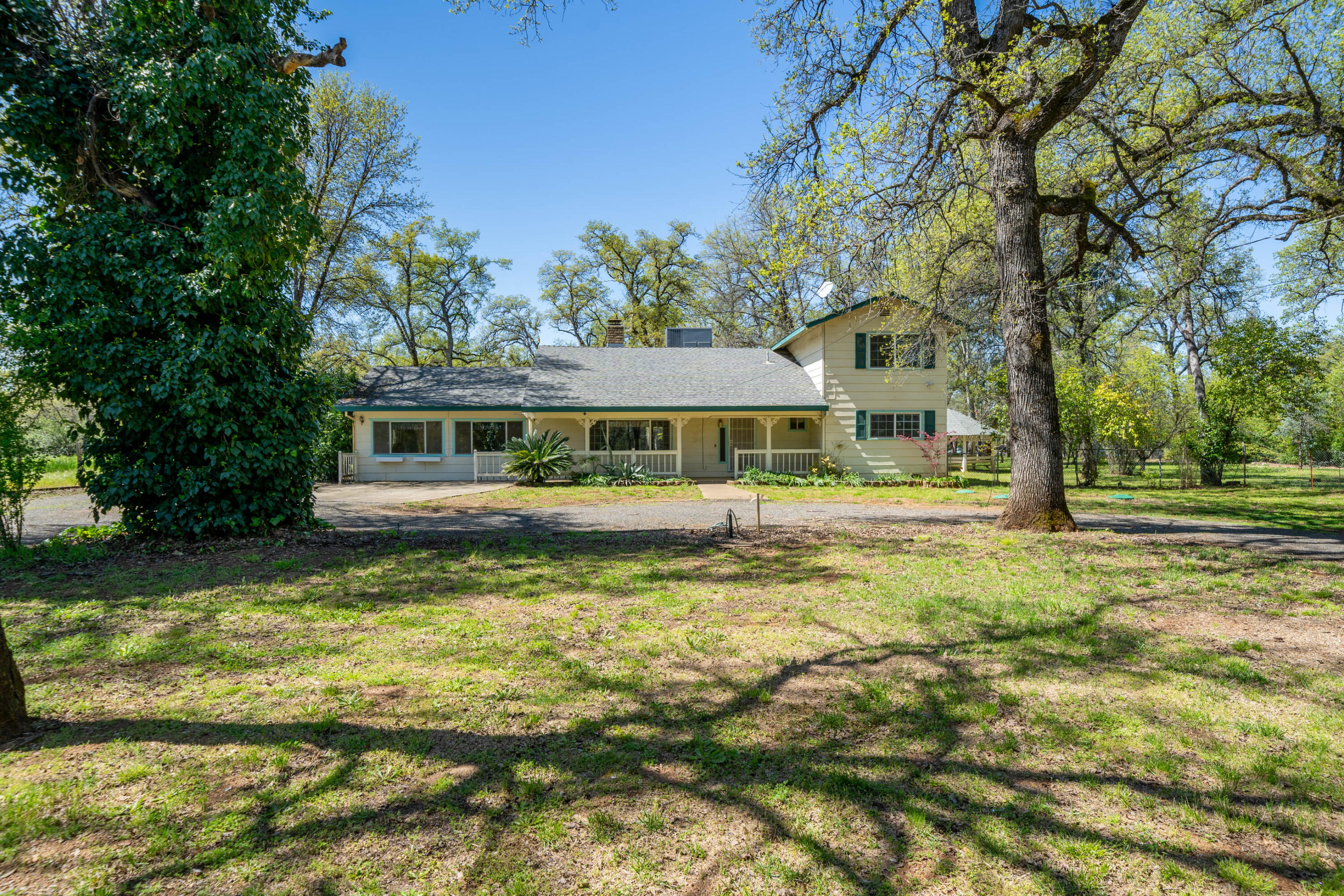10372 Deschutes Road Palo Cedro, CA 96073 - Photo 8 of 67 10372 Deschutes Rd-7