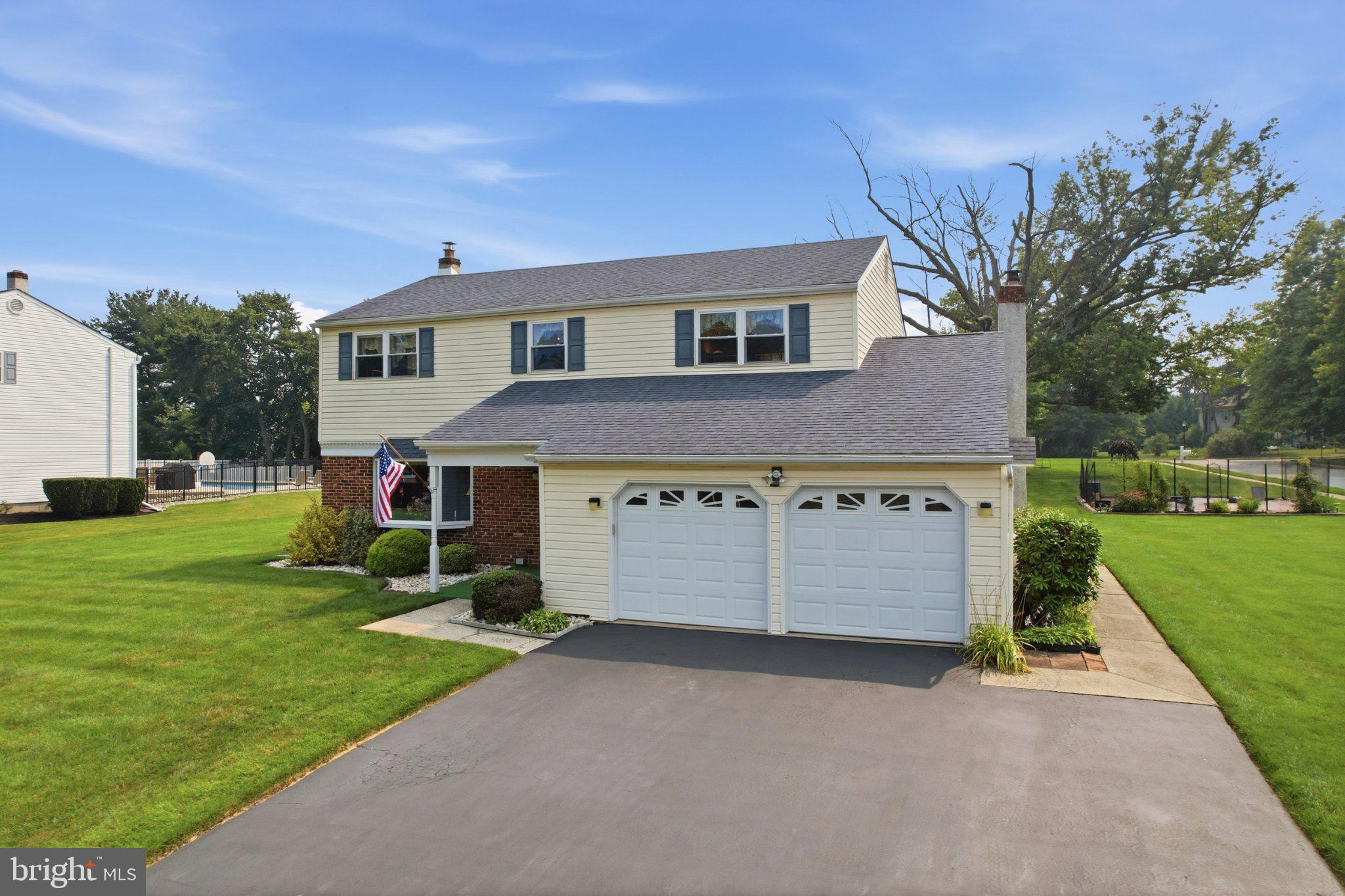 925 Fillmore Road Norristown, PA 19403 - Photo 3 of 62 Gallery Image 3