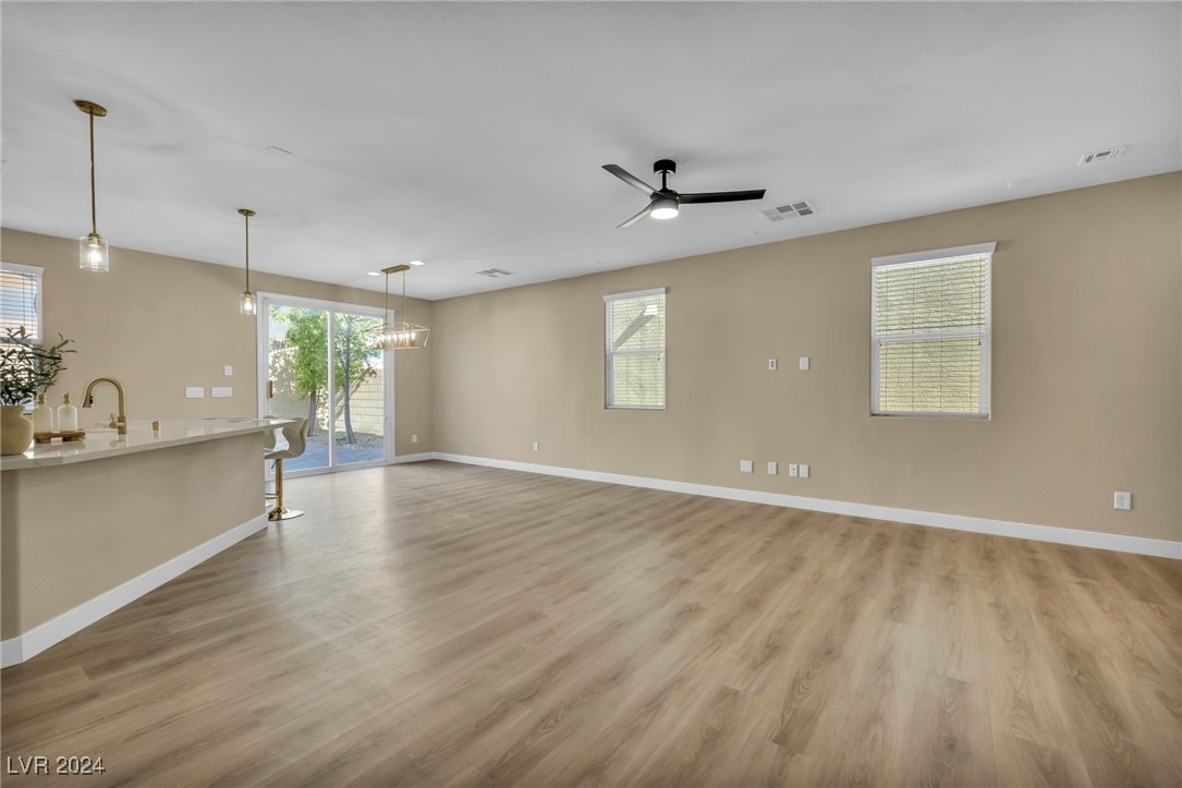 10138 Fire Ridge Court Las Vegas, NV 89148 - Photo 6 of 30