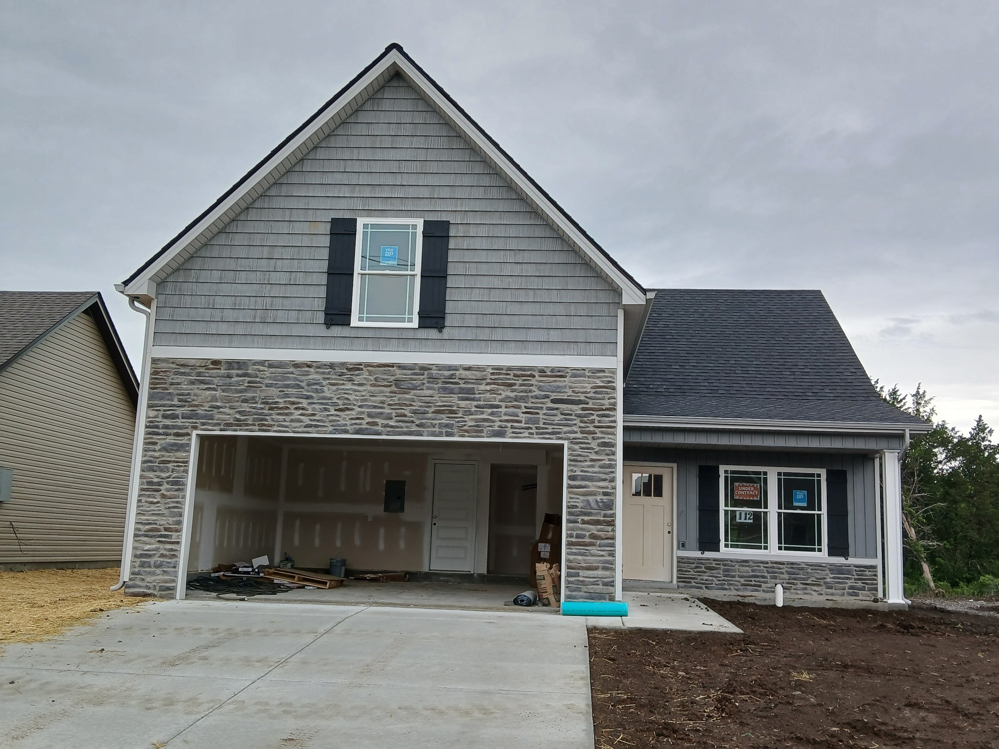 2859 Upstream Road Christiana, TN 37037 - Photo 70 of 72 a front view of a house with a yard