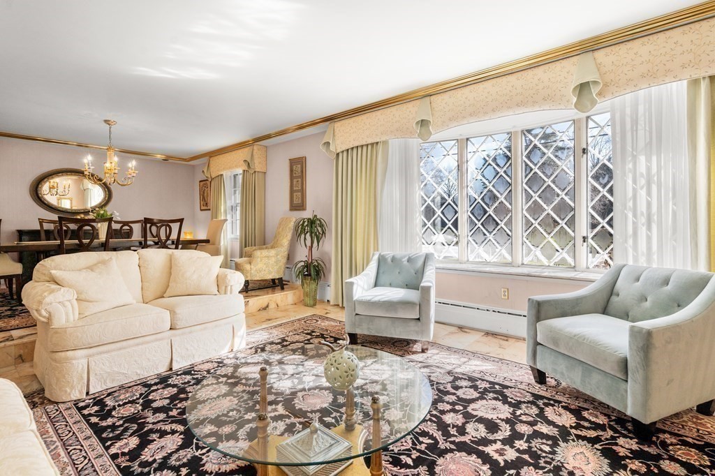 50 Oak Hill Road Worcester, MA 01609 - Photo 4 of 32 Gallery Image 4