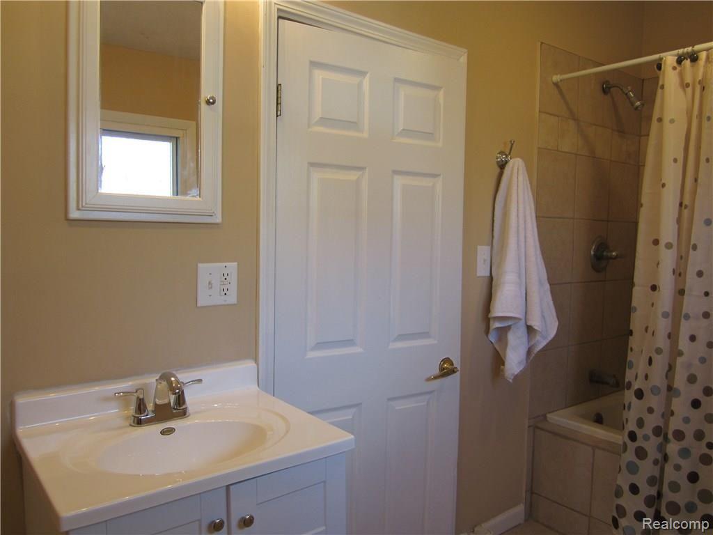5045 Freiermuth Road Stockbridge, MI 49285 - Photo 12 of 58 IMG_4464.JPG