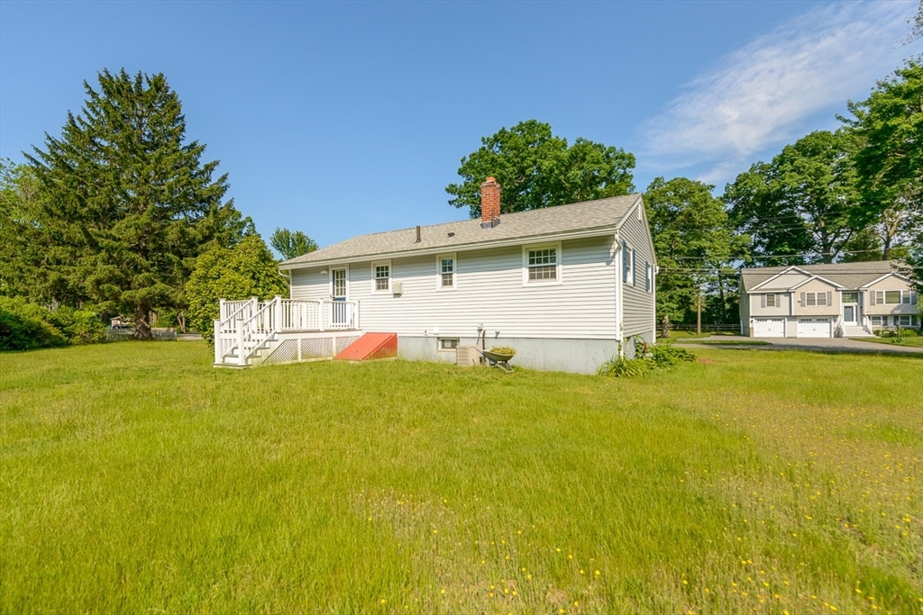 392 Acton Road Chelmsford, MA 01824 - Photo 21 of 27