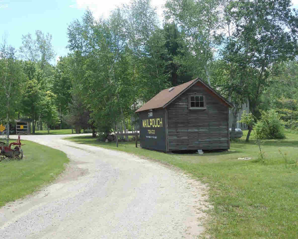 3361 Waltan Road Vassar, MI 48768 - Photo 30 of 31 21302063-29.JPG