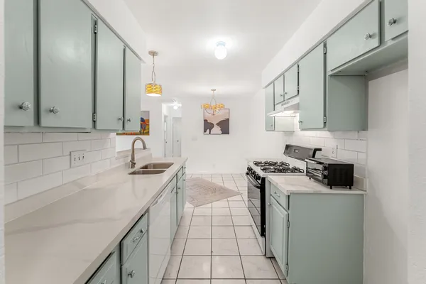 $2,000 | 2501 Teri Road, Unit B, Austin, TX 78744