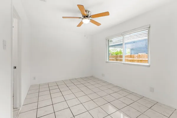 $2,000 | 2501 Teri Road, Unit B, Austin, TX 78744