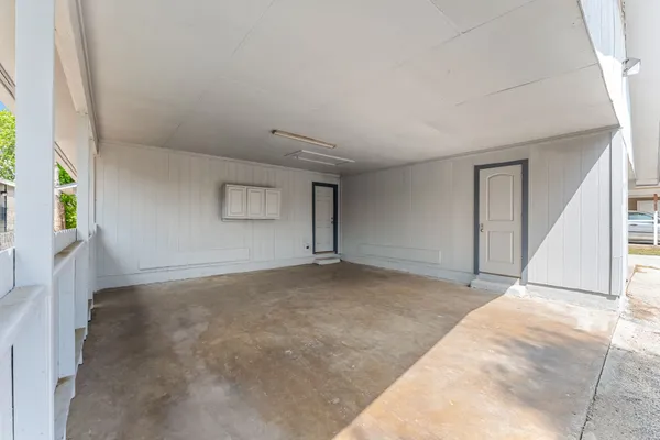 $2,000 | 2501 Teri Road, Unit B, Austin, TX 78744