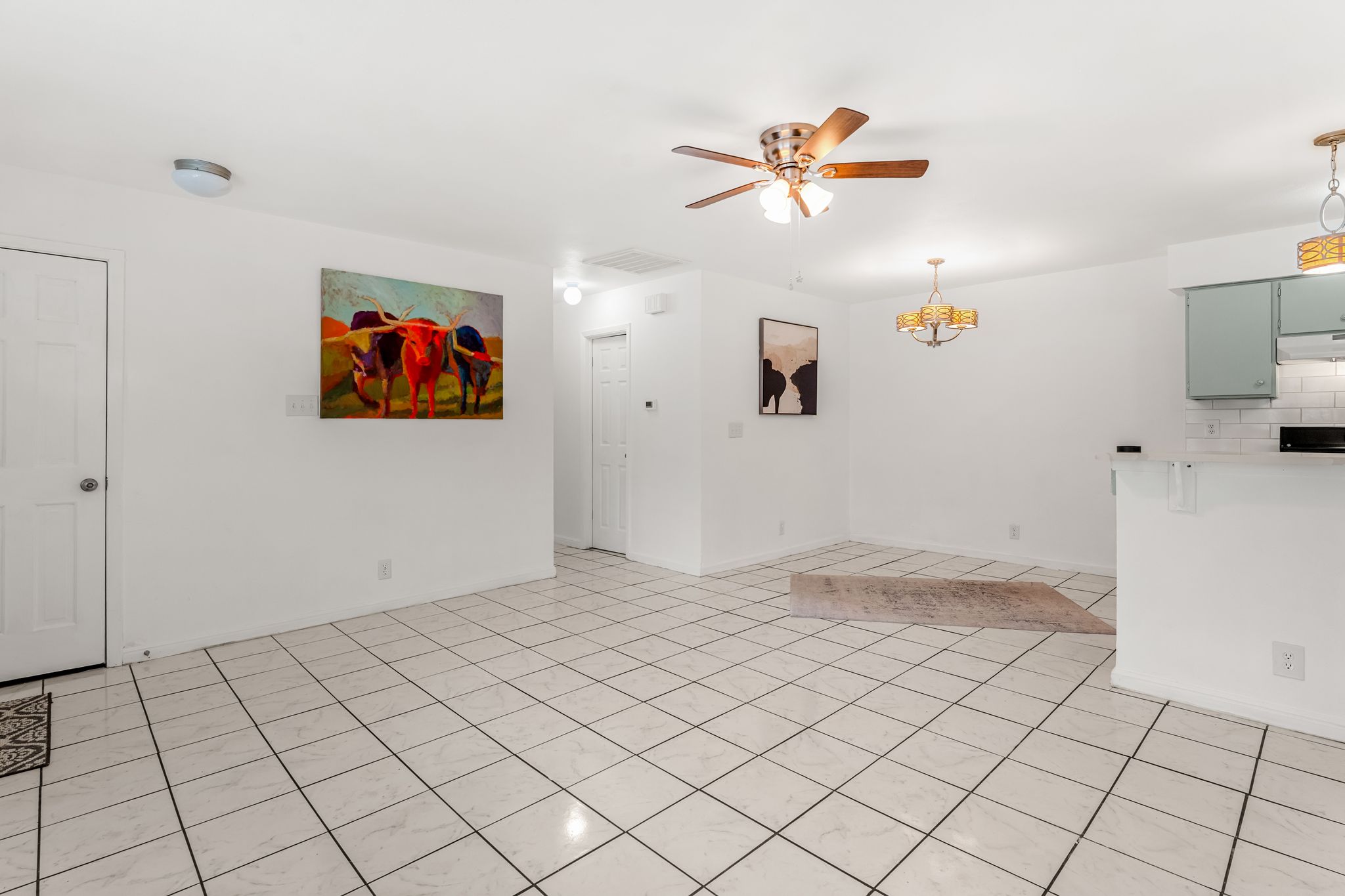 2501 Teri Road, Unit B Austin, TX 78744 - Photo 5 of 21