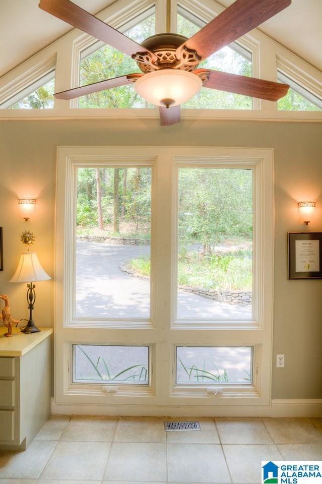 2805 Shades Crest Road Birmingham, AL 35216 - Photo 15 of 41