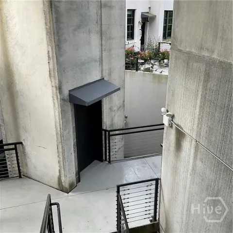 $2,200 | 545 Berrien Street, Unit I, Savannah, GA 31401