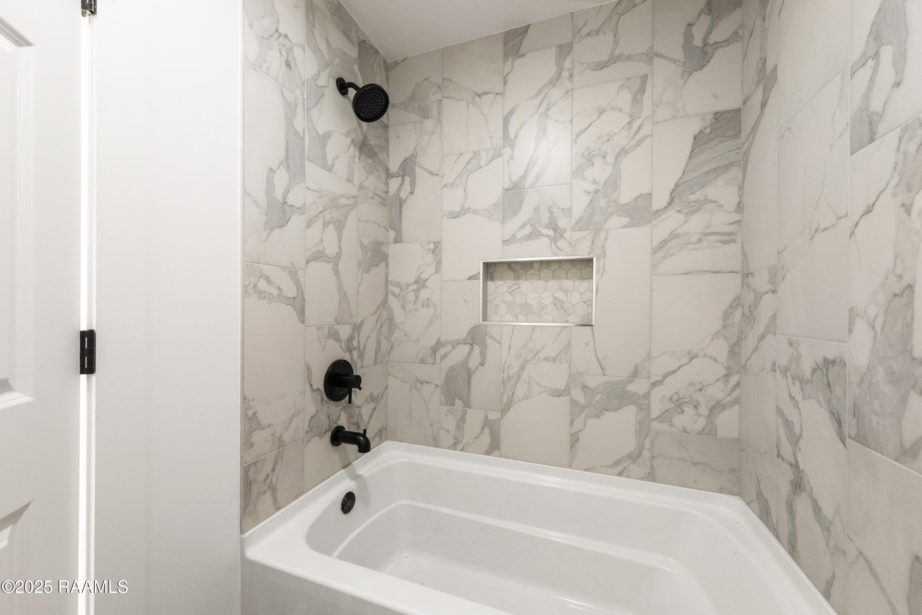 1100 F Vieux Jacquet Road Broussard, LA 70518 - Photo 30 of 51 Guest Bathroom