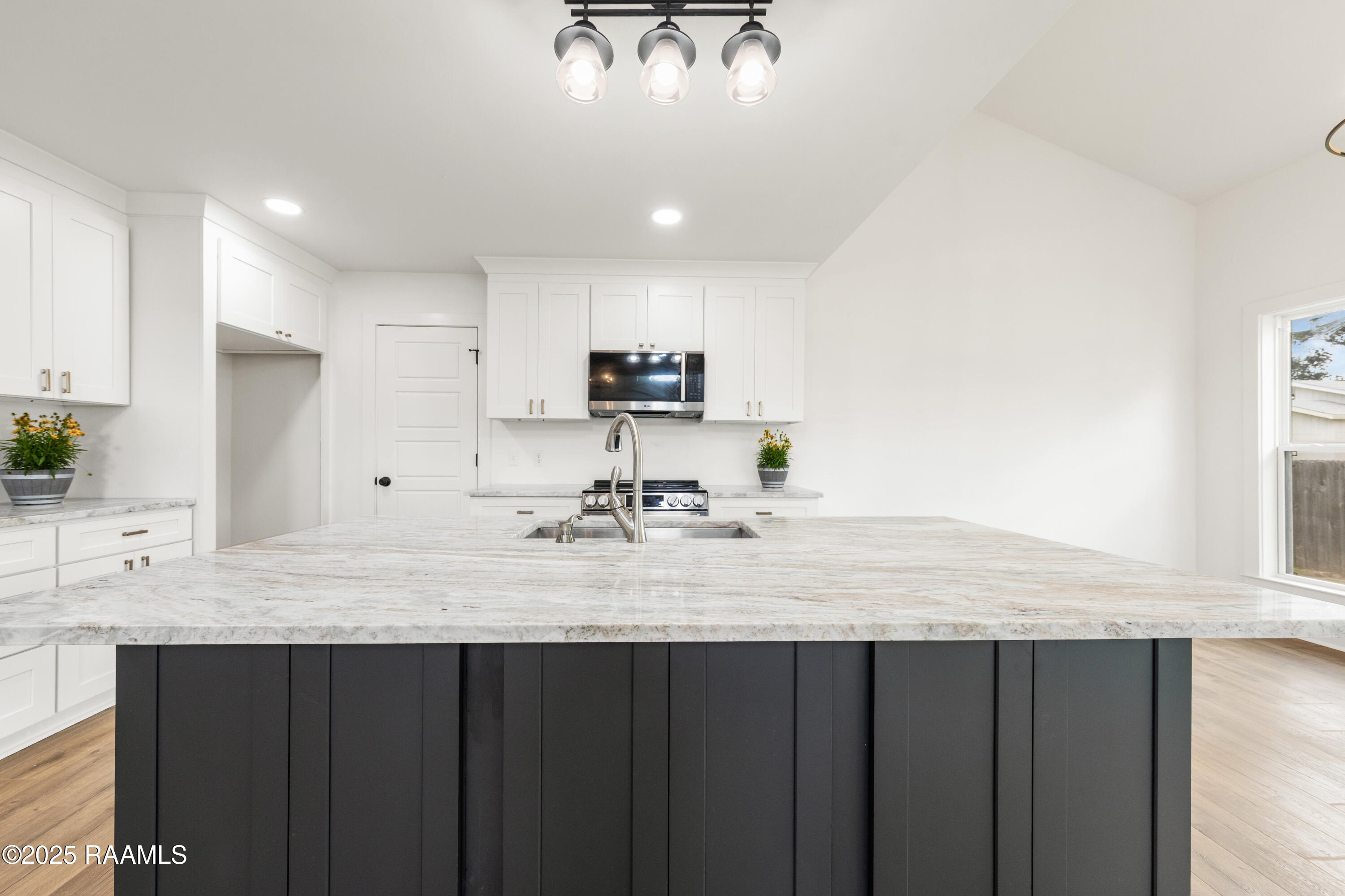 1100 F Vieux Jacquet Road Broussard, LA 70518 - Photo 8 of 51 Kitchen