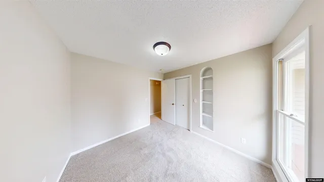 $585,000 | 824 Vance Drive, Lander, WY 82520