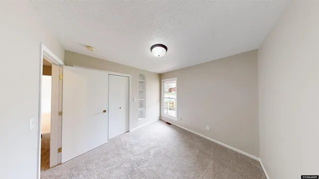 $585,000 | 824 Vance Drive, Lander, WY 82520