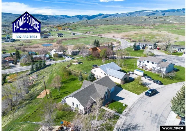 $585,000 | 824 Vance Drive, Lander, WY 82520