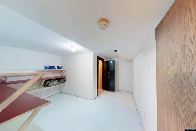 $585,000 | 824 Vance Drive, Lander, WY 82520