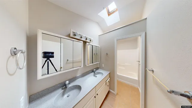 $585,000 | 824 Vance Drive, Lander, WY 82520