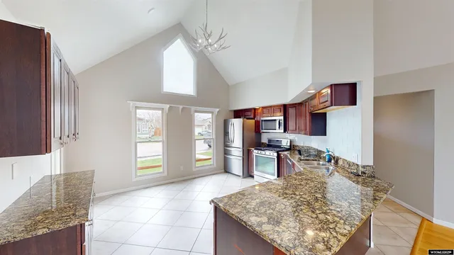 $585,000 | 824 Vance Drive, Lander, WY 82520