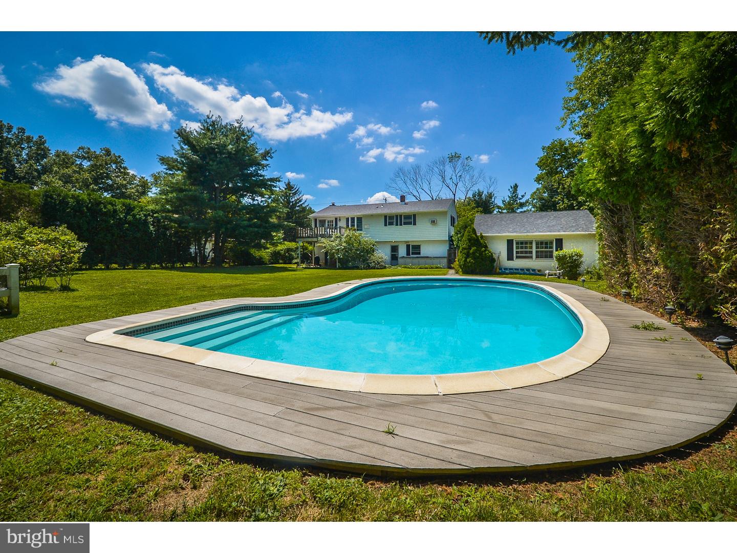 223 Hancock Road North Wales, PA 19454 - Photo 21 of 22 Pool