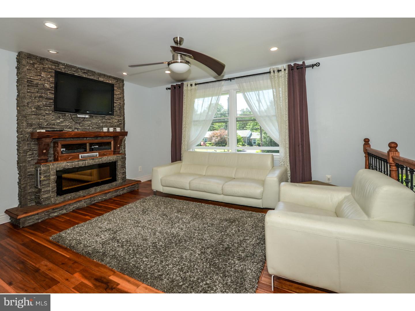 223 Hancock Road North Wales, PA 19454 - Photo 6 of 22 Living Room