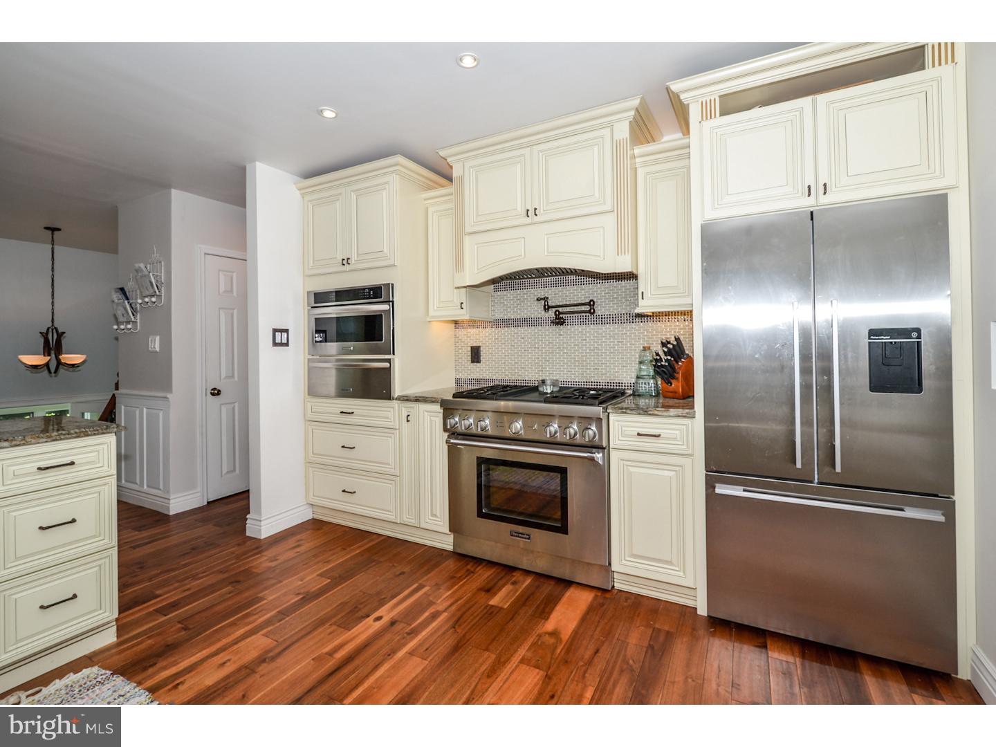 223 Hancock Road North Wales, PA 19454 - Photo 8 of 22 Kitchen