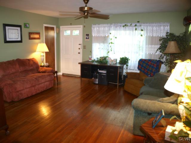 3039 Mission Road Bethlehem, PA 18017 - Photo 3 of 21 Gallery Image 3