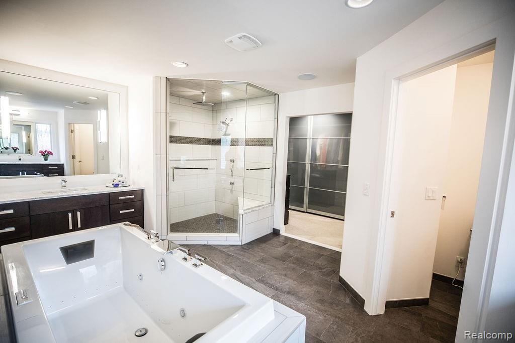 217 West 2nd Street Rochester, MI 48307 - Photo 20 of 53 7E8A0485.jpg