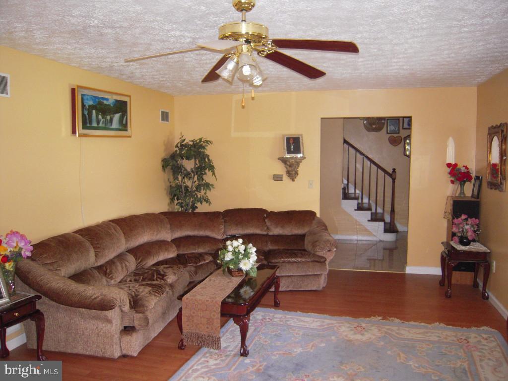 1315 Colebrook Road Lebanon, PA 17042 - Photo 7 of 10 Gallery Image 7