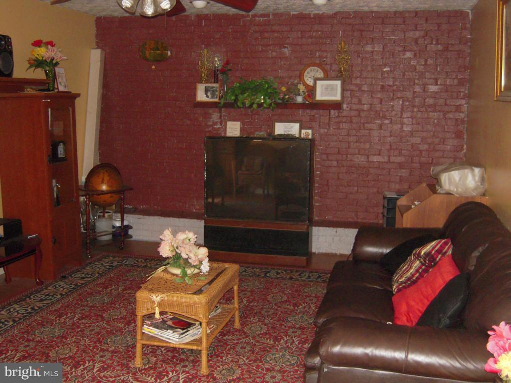 1315 Colebrook Road Lebanon, PA 17042 - Photo 9 of 10 Gallery Image 9