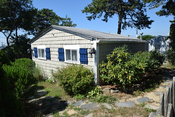 19 B Knollview Road, Unit 19B Bourne, MA 02532 - Photo 2 of 13 Gallery Image 2