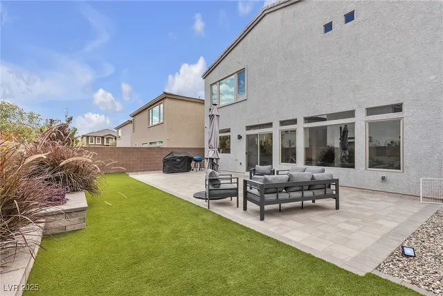 $850,000 | 7094 Bold Rock Avenue, Las Vegas, NV 89113